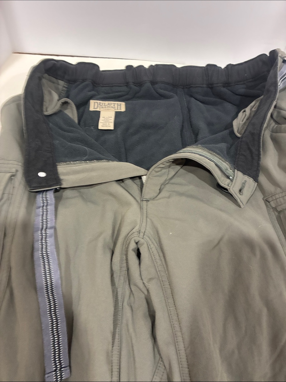 Duluth Trading Co. Size XL x 34 lined Outdoor Pants Gunmetal